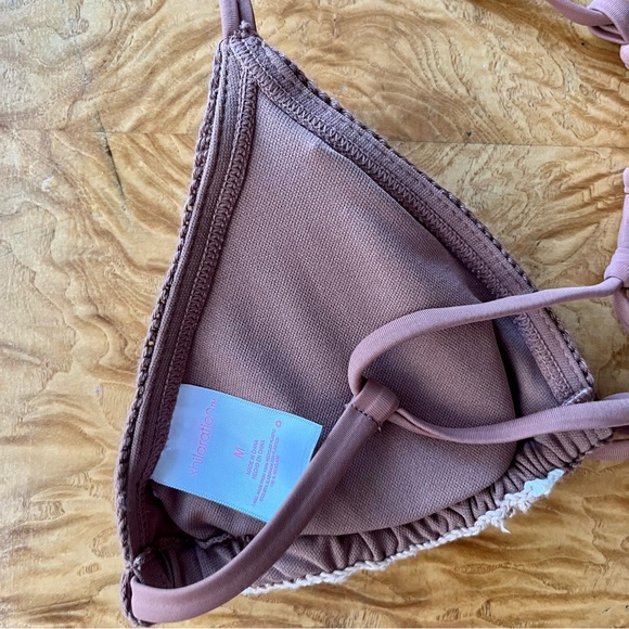 Crochet bikini top - Picture 2 of 3